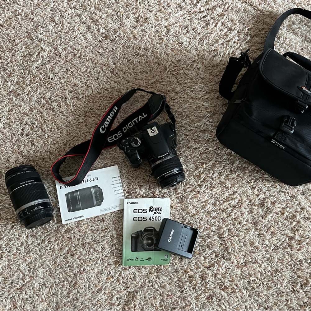 Canon camera EOS Rebel XSI